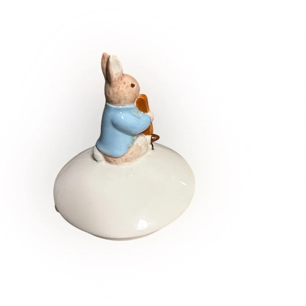 Vintage Peter Rabbit Ceramic Teapot with Pink Handle – Beatrix Potter - Picture 8 of 16